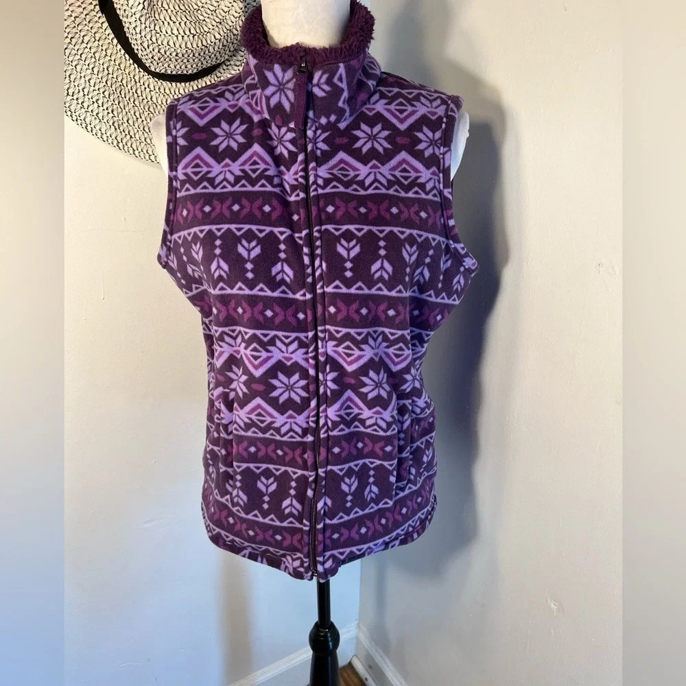 Great Northwest, Indigo, M, Sherpa lined, pocketed, full front w/zip fabric pull